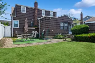 862 Peninsula Blvd, Woodmere, NY 11598 - Photo 19