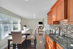 83 Chapel Hill Dr, Brentwood, NY 11717 - Photo 9