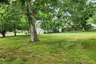 344 Elm Rd W, Mastic Beach, NY 11951 - Photo 15