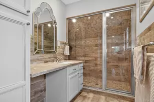 321 Lagoon Dr S, Copiague, NY 11726 - Photo 19