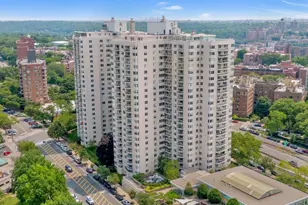 3333 Henry Hudson Pkwy, Bronx, NY 10463 - Photo 27