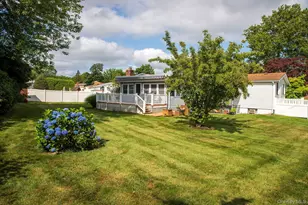 6 Freshman Ln, Stony Brook, NY 11790 - Photo 23