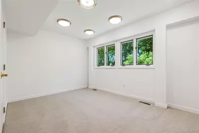 1160 Greacen Point Road, Mamaroneck, NY 10543 - Photo 31