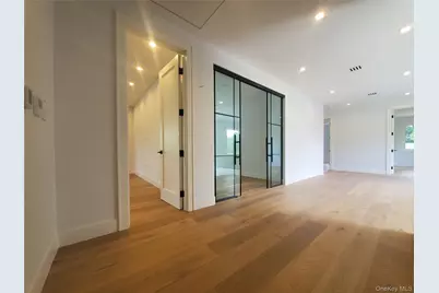 65 Page Lane, Westbury, NY 11590 - Photo 31