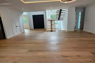 65 Page Ln, Westbury, NY 11590 - Photo 5