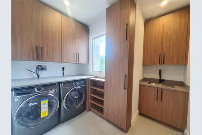 65 Page Lane, Westbury, NY 11590 - Photo 39