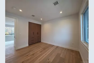 65 Page Lane, Westbury, NY 11590 - Photo 23