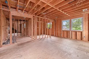 130 E Carmans Rd, Farmingdale, NY 11735 - Photo 21