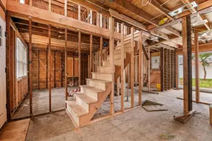 130 E Carmans Rd, Farmingdale, NY 11735 - Photo 23