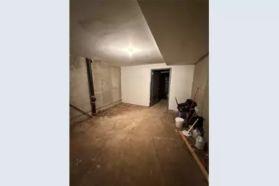 13426 35th Avenue, Flushing, NY 11354 - Photo 7