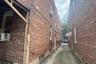 88-16 85th St, Woodhaven, NY 11421 - Photo 7