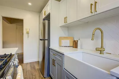 144-60 Gravett Road #4J, Flushing, NY 11367 - Photo 21