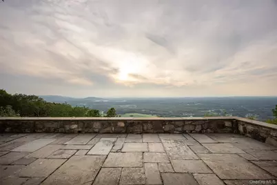 401 Woodmont Road, Hopewell Junction, NY 12533 - Photo 7