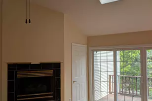 1024 Washington Green, New Windsor, NY 12553 - Photo 9