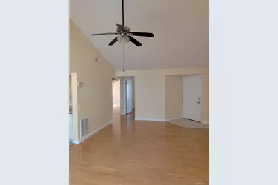 1024 Washington Green, New Windsor, NY 12553 - Photo 11