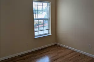 1024 Washington Green, New Windsor, NY 12553 - Photo 17