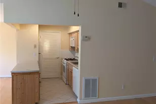 1024 Washington Green, New Windsor, NY 12553 - Photo 13