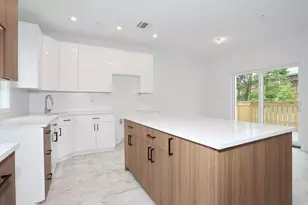 37 Ewing Ave, Spring Valley, NY 10977 - Photo 9