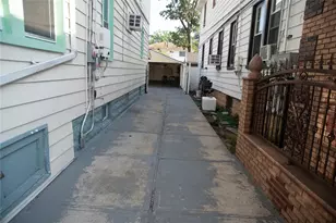 135-40 Alwick Rd, Ozone Park, NY 11420 - Photo 35