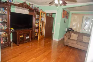135-40 Alwick Rd, Ozone Park, NY 11420 - Photo 5