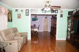 135-40 Alwick Rd, Ozone Park, NY 11420 - Photo 7