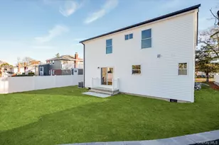 203 Sheffield Ave, West Babylon, NY 11704 - Photo 21