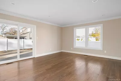 203 Sheffield Avenue, West Babylon, NY 11704 - Photo 7