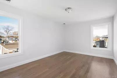 203 Sheffield Avenue, West Babylon, NY 11704 - Photo 15