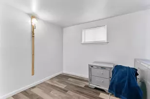 22 Hudson Pl, Hempstead, NY 11550 - Photo 17