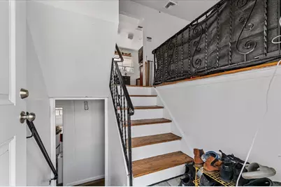 22 Hudson Place, Hempstead, NY 11550 - Photo 3