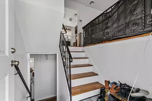 22 Hudson Pl, Hempstead, NY 11550 - Photo 3