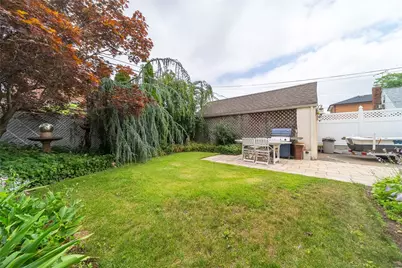 145-67 5th Avenue, Whitestone, NY 11357 - Photo 23