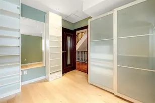 58-10 83rd Pl, Middle Village, NY 11379 - Photo 21