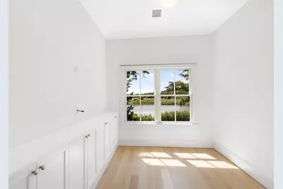 84 Oyster Shores Road, East Hampton, NY 11937 - Photo 11