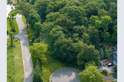 98 Roundabend Road, Tarrytown, NY 10591 - Photo 3