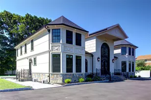 51 Walter Ave, Hicksville, NY 11801 - Photo 3