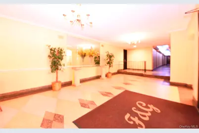 118-66 Metropolitan Avenue #6J, Kew Gardens, NY 11415 - Photo 17