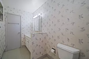 203 Deer Pk Rd, Dix Hills, NY 11746 - Photo 37