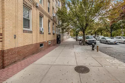 2166 Bronx Park East Street #6J, Bronx, NY 10462 - Photo 3