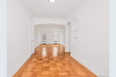 2166 Bronx Park East Street #6J, Bronx, NY 10462 - Photo 13