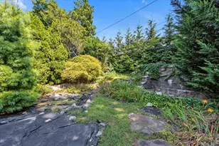 19 Clearland Rd, Syosset, NY 11791 - Photo 21