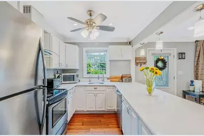 24 Lowerre Street, Babylon, NY 11702 - Photo 9