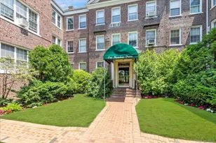 1 Meadow Dr, Woodmere, NY 11598 - Photo 17