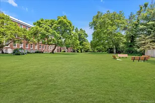 1 Meadow Dr, Woodmere, NY 11598 - Photo 15