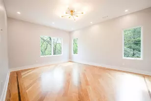 156 Sugar Toms Ln, East Norwich, NY 11732 - Photo 3