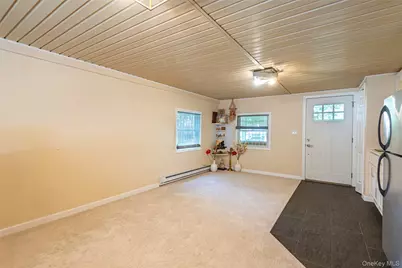 92 Manor Drive, Great Neck, NY 11020 - Photo 41