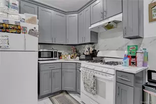 119-15 101st Ave, Richmond Hill, NY 11419 - Photo 13