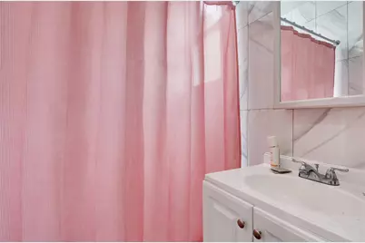 11915 101st Avenue, Richmond Hill, NY 11419 - Photo 19