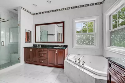 155 Eagle Crest, Port Washington, NY 11050 - Photo 17