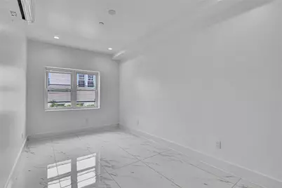 139-22 95 Avenue, Jamaica, NY 11435 - Photo 13